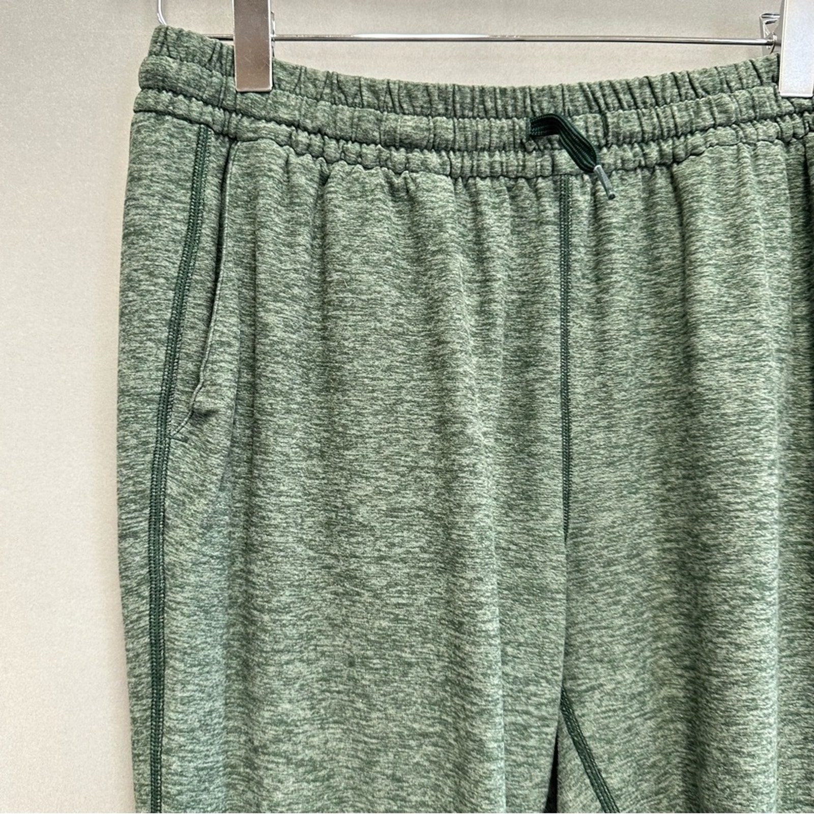 Outdoor Voices Cloudknit Slim Sweatpant Women's Size Small Pull On Elastic Waist — image 4 of 8